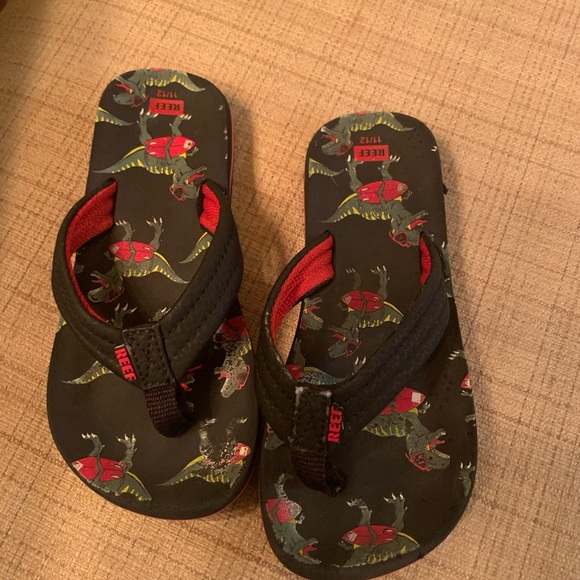 boys reef flip flops